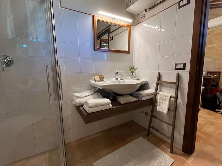 La Capparuccia Apartment ชิวิตาโนวา มาร์เค ภายนอก รูปภาพ